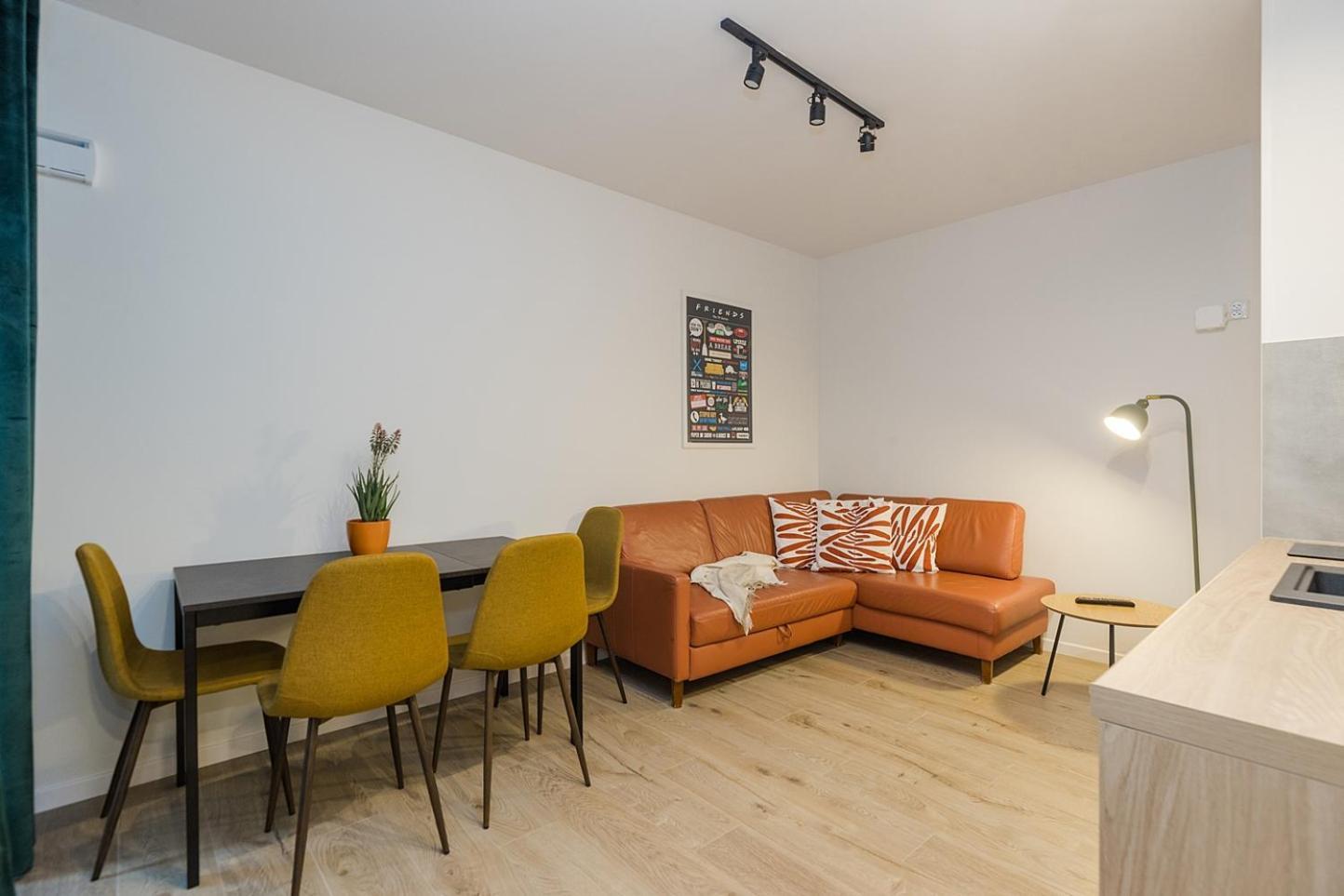 Lineburg Villa Apartments 华沙 外观 照片